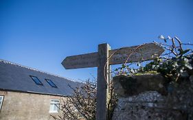 Host & Stay - Lavender Cottage